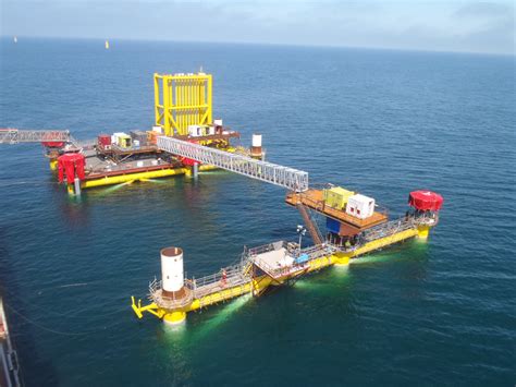 Mtr Aluminium Offshore Bridge Installed Tyne Gangway