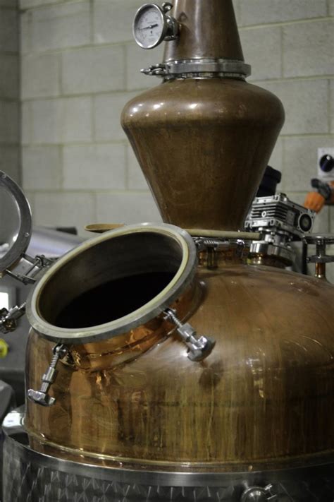 Exploring Pot Still Bourbon : DrinkWire