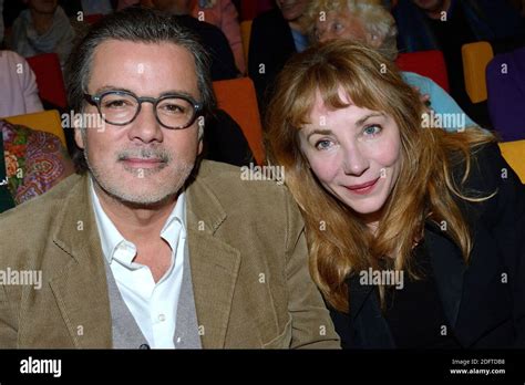 Christophe Barratier Et Julie Depardieu Participent Au Concert Roberto