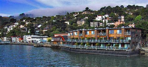 The venue is set within 2 km distance of the city centre. The Inn Above Tide, Sausalito, CA - California Beaches
