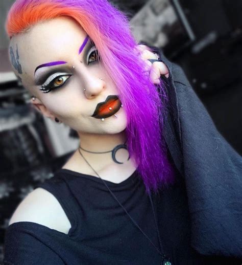 Pin by Николай Аверин on Готические девушки Goth hair Edgy makeup