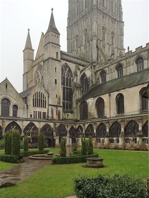 Paweł W Płócienniczak Katedra W Gloucester Cathedral Church Of St