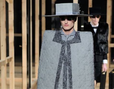 34 Of The Weirdest Things Ever Worn On A Fashion Runway In 2022