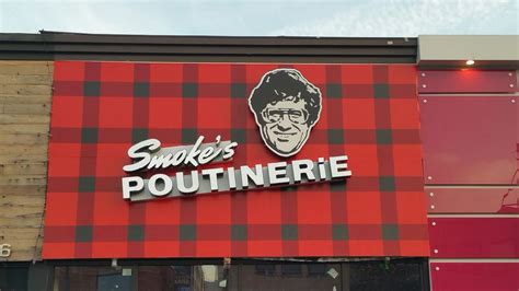 Smokes Poutinerie Brings Canadas Favorite Late Night Obsession To