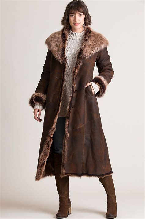 Dakota Hooded Toscana Sheepskin Coat In 2020 Sheepskin Coat Coat Shearling Coat