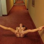 Nude In The Hallway Shesfreaky