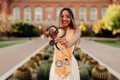 University Of Arizona Nursing Senior Photos Syd Rich Photography Poses Para