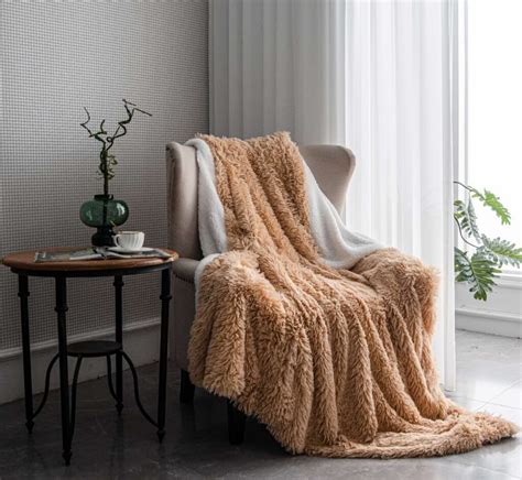 Luxury Super Soft Fluffy Fur Throw Blanket Large Sofa Bed Warm Cozy Shaggy Fleece Blanket Throw