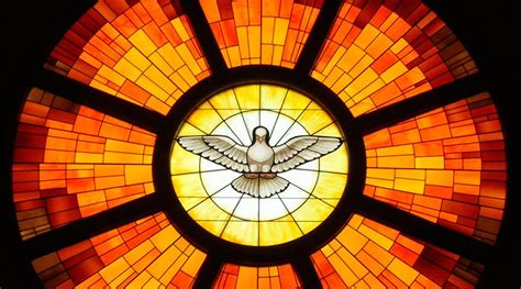 5 Cosas Que Todo Católico Debe Saber Sobre El Espíritu Santo Telegraph