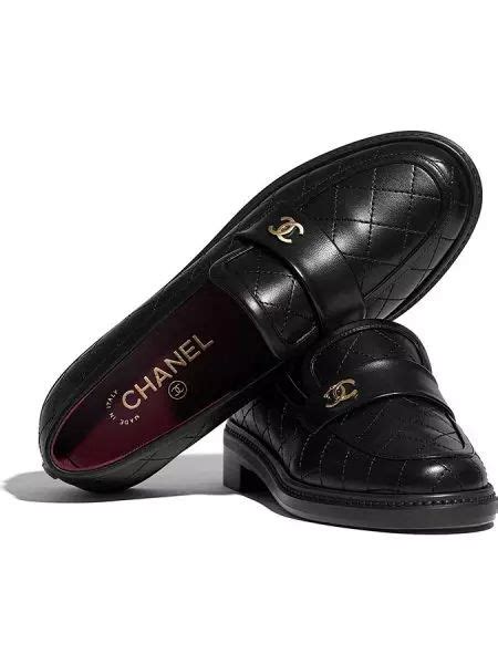 12 Best Loafers For Women 2022 Designer Loafers Chanel Loafers