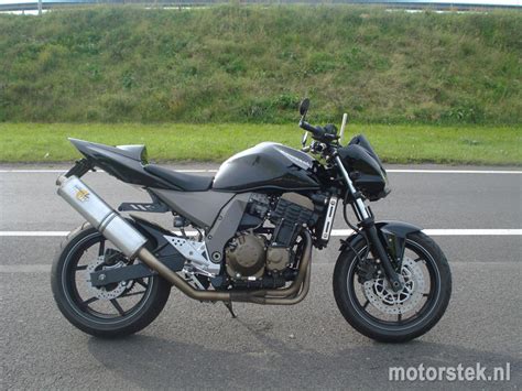 Presented motorcycle kawasaki z 750 by year 2004 like many motorcyclists. 2004 Kawasaki Z750 - Moto.ZombDrive.COM