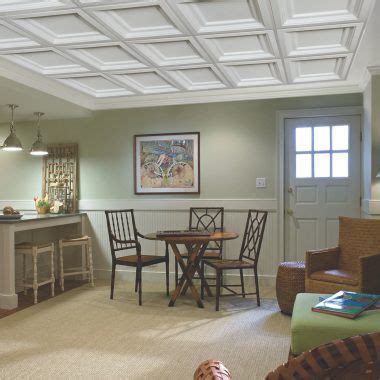 Create a beautiful coffered ceiling that offers easy installation and requires no maintenance. Un guide des plafonds à caissons | Dropped ceiling ...