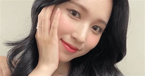 twice mina s best instagram beauty moments thebeaulife