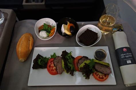 Cariverga Review Turkish Airlines B777 Business Class Buenos