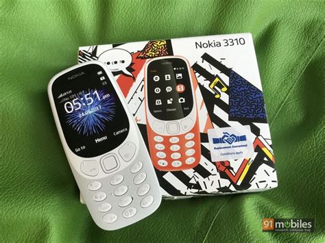 Nokia 3310 2017 Unboxing A Peek At Whats Inside The Colourful