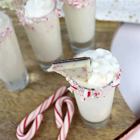 Candy Cane Shooters Recipe Christmas Dessert Drinks Peppermint Coffee Shot Glass Desserts