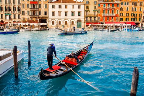 Gondole w Wenecji wszystko co powinieneś wiedzieć Travelitalia pl