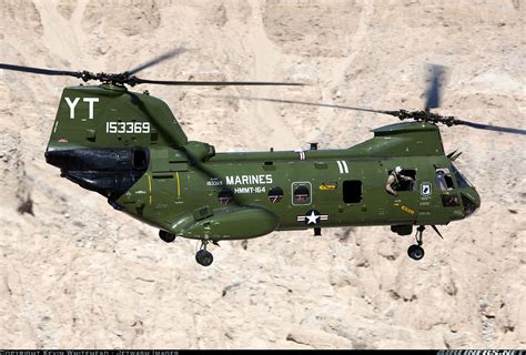 Photos Boeing Vertol Ch 46e Sea Knight 107 Ii Aircraft Pictures Sea Knight Marines Helicopter