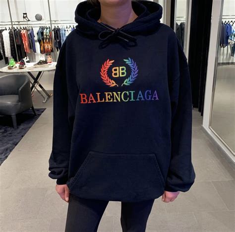 Shop new and gently used balenciaga sweatshirts & hoodies and save up to 70% at tradesy, the marketplace that makes designer resale easy. How To Spot A Fake Balenciaga Rainbow Hoodie - Brands Blogger