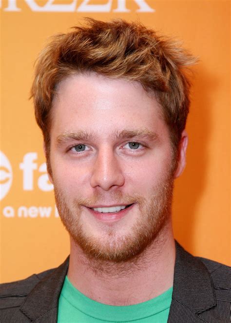 Classify And Place American Actor Jake Mcdorman