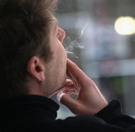 Zf Schockbilder Auf Packungen Sollen Vom Rauchen Abhalten Welt
