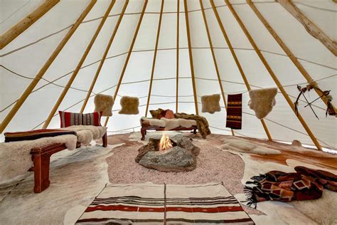 Traveling to the sahara desert of morocco we get to ride camels through the massive remote sand dunes of merzouga and camp. 10 Best Glamping Resorts in Colorado for Epic Outdoor ...
