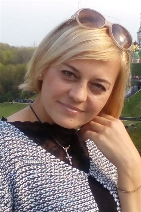 Partnervermittlung Irina 51 Eine Attraktive Dame Aus Kiev Auf Partnersuche