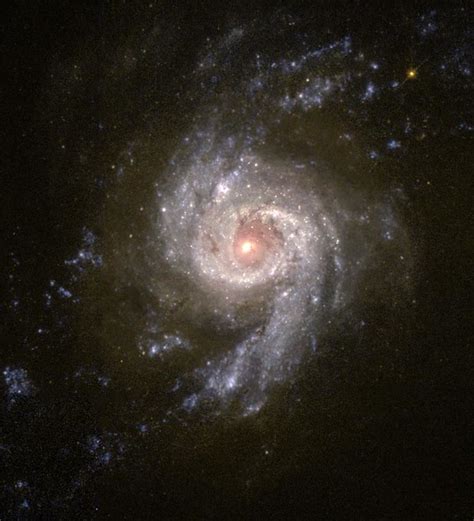 Starburst Galaxy Ngc 3310 Flickr Photo Sharing