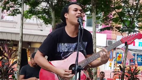 Silakan klik lagu flybaits kenangan lalu memang mengembalikan nostalgia. kenangan lalu-Sentuhan buskers cover flybaits - YouTube