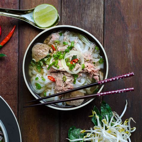 Pho Bo Vietnamese Beef Noodle Soup LIM KIM KEONG