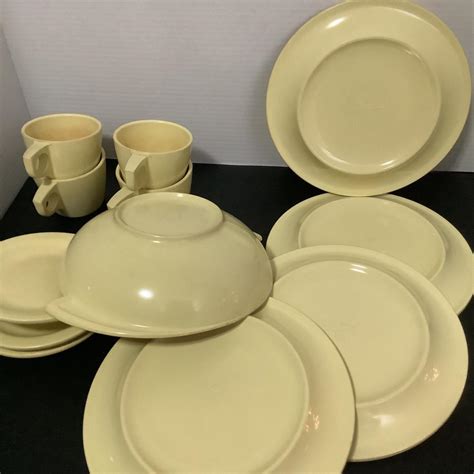 Vintage MCM BOONTON WARE Dishes Winged Divider Bowl Coffee Cups Yellow Color EstateSales Org