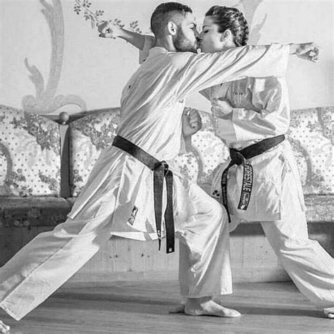 Pin By Katie Starr On Art Martial Arts Girl Kyokushin Karate Self Defense Martial Arts