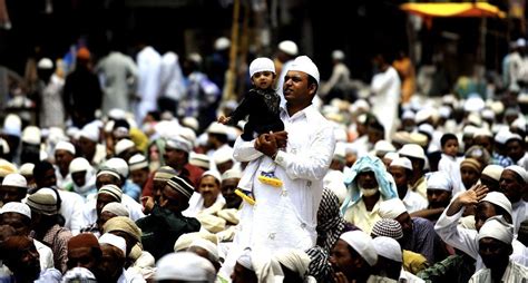 Muslims Pray On Final Friday In Ramadan Arabianbusiness
