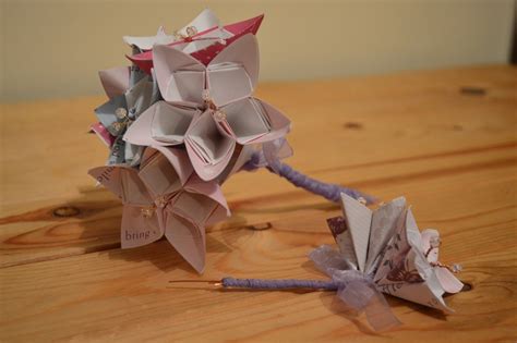 Every bouquet ,a collection of flowers, have its own beauty. How to Make Bouquets, Posies and Buttonholes from Paper ...