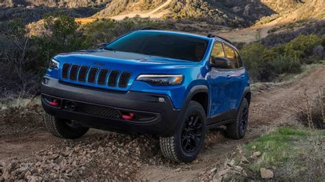 2022 Jeep Compass Vs Cherokee Size Comparison Suvs For Sale