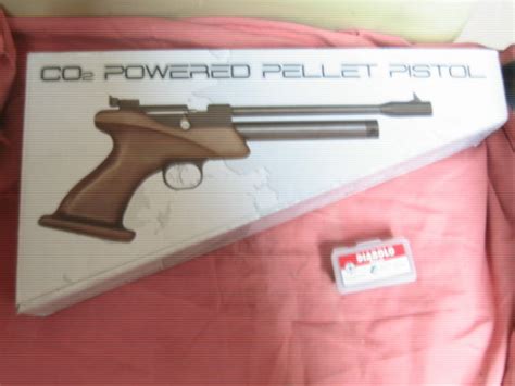 Fairly Powerful And Precise Co2 Powered Pellet Pistol Calibre 55 130