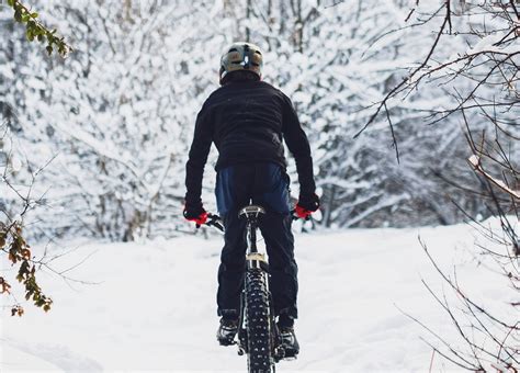 Mountain Biking In The Winter Woods Mountain Biking Outfit Winter