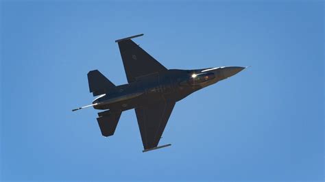 F16 Aerobatics Youtube