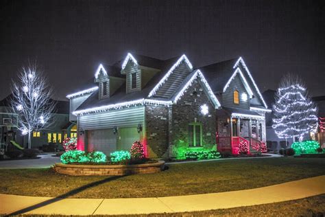 40 Outdoor Christmas Lights Decorating Ideas All About