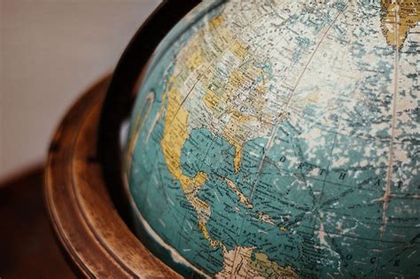 World Globe Buying Guide How To Choose The Best Globe Replogle Globes