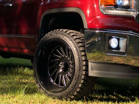 2014 Gmc Sierra 1500 With 22x12 51 Arkon Off Road Caesar And 3312