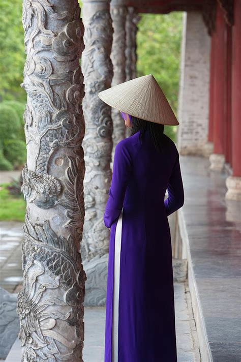 Girl In Ao Dai Traditional Vietnamese Photograph By Keren Su