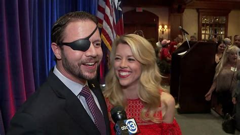 dan crenshaw elected to congress in texas house district 2 abc13 houston