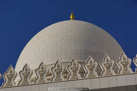 Photo Of White Dome Sheikh Zayed Grand Mosque Abu Dhabi United Arab