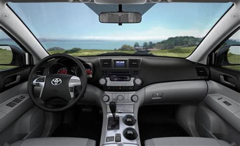 Toyota Highlander Information And Photos Momentcar
