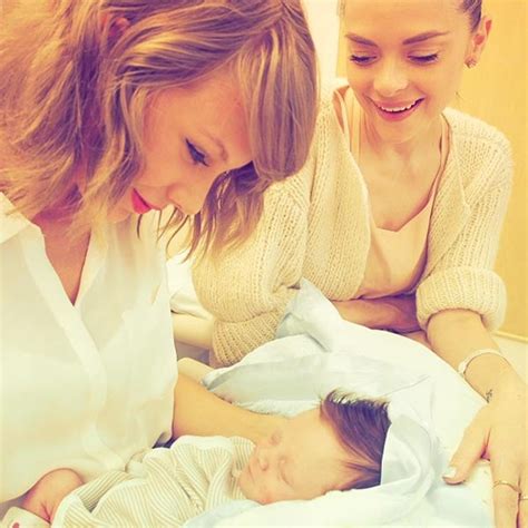 Taylor Swift Meets Godchild See The Precious Photo The Hollywood Gossip