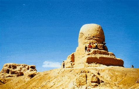 Mor Buddhist Stupa China Silk Road Travel China Silk Road Travel