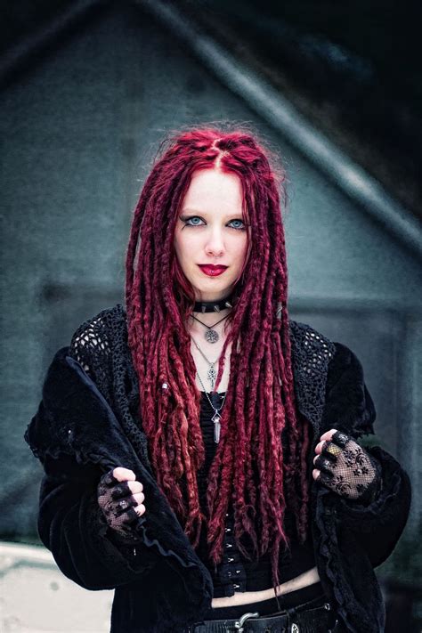Through The Eyes Of A Raven Dreads Girl Beauty Cool Hairstyles
