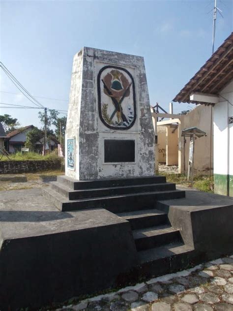 Djokjakarta 1945 Monumen Tetenger Di Daerah Sleman Yogyakarta Masa