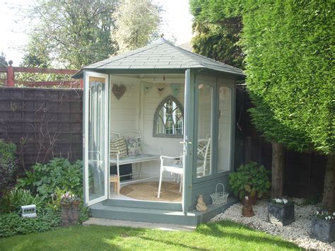 Jan Lets Us Know About Her Summerhouse My Beautiful Green Blue
